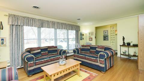200 Brown Ave, Evanston, IL 60202 photo 6