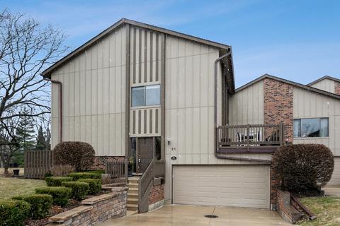 21 Portwine Rd, Willowbrook, IL 60527 photo 1