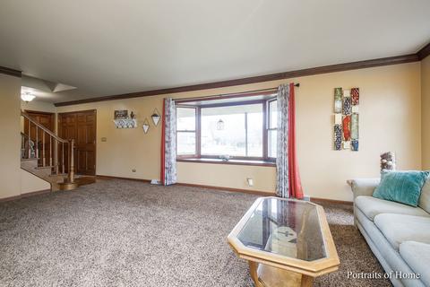 39 W349 Hogan Hl, Elgin, IL 60124 photo 3