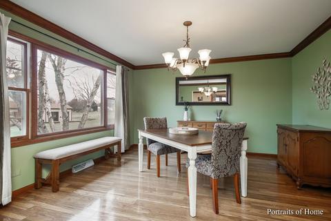 39 W349 Hogan Hl, Elgin, IL 60124 photo 5