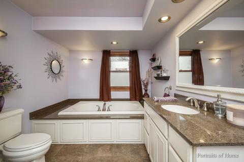 39 W349 Hogan Hl, Elgin, IL 60124 photo 19