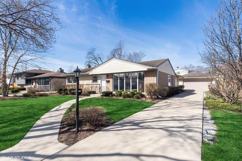130 Crescent Dr, Glenview, IL 60025 photo 1