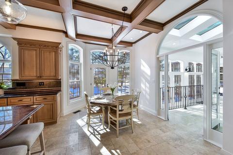 824 Jeffrey Ct, Wheaton, IL 60189 photo 18