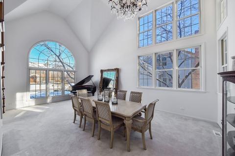 824 Jeffrey Ct, Wheaton, IL 60189 photo 8