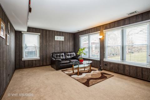 2050 W Parkview Cir, Hoffman Estates, IL 60169 photo 11