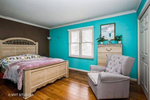 2050 W Parkview Cir, Hoffman Estates, IL 60169 photo 13