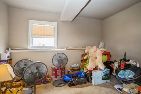 2050 W Parkview Cir, Hoffman Estates, IL 60169 photo 17