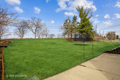 2050 W Parkview Cir, Hoffman Estates, IL 60169 photo 23