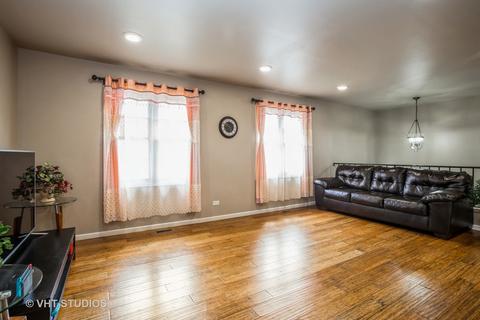 2050 W Parkview Cir, Hoffman Estates, IL 60169 photo 3