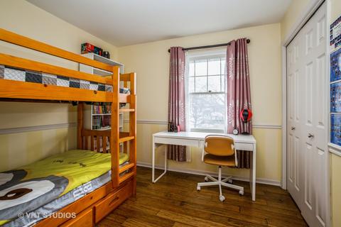 2050 W Parkview Cir, Hoffman Estates, IL 60169 photo 14