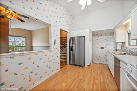 330 Forestway Dr, Northbrook, IL 60062 photo 9