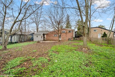 330 Forestway Dr, Northbrook, IL 60062 photo 17