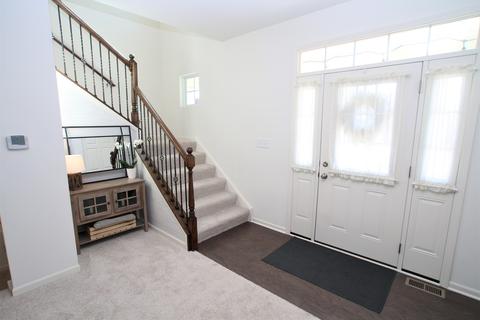 3631 Daisy Ln, Elgin, IL 60124 photo 9