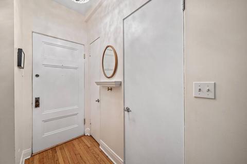 60 E Scott St #304, Chicago, IL 60610 photo 11