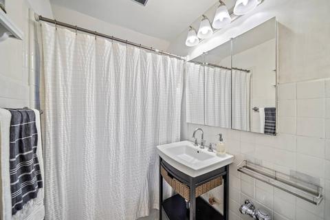 60 E Scott St #304, Chicago, IL 60610 photo 20