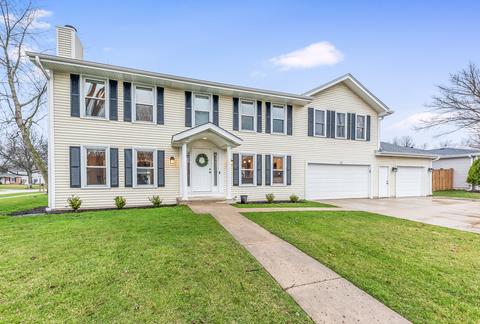 111 S River Rd, Naperville, IL 60540 photo 2