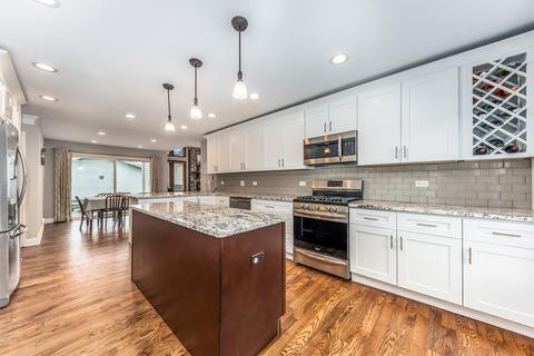 111 S River Rd, Naperville, IL 60540 photo 6