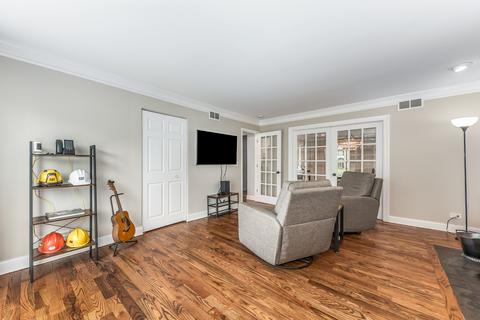 111 S River Rd, Naperville, IL 60540 photo 18