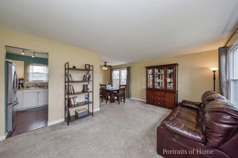 1870 Brighton Cir, Aurora, IL 60506 photo 3