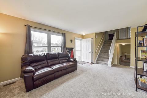 1870 Brighton Cir, Aurora, IL 60506 photo 2