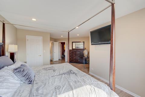 1755 Pebble Beach Dr, Hoffman Estates, IL 60169 photo 11