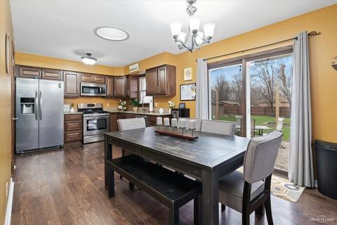1760 Lyndale Rd, Aurora, IL 60506 photo 11