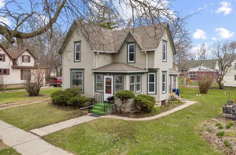 702 N 5th St, Dekalb, IL 60115 photo 1