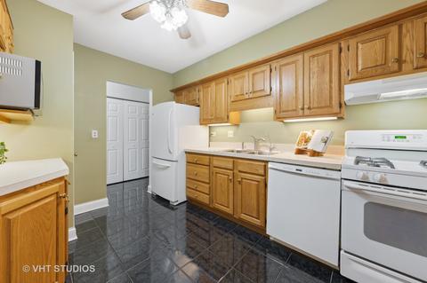 100 W Park Circle Dr #4K, Wheaton, IL 60187 photo 7
