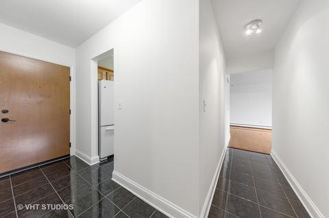 100 W Park Circle Dr #4K, Wheaton, IL 60187 photo 3
