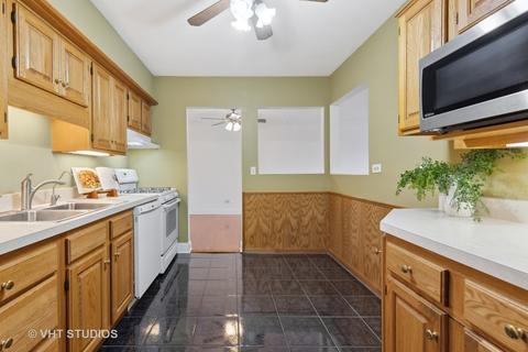 100 W Park Circle Dr #4K, Wheaton, IL 60187 photo 8