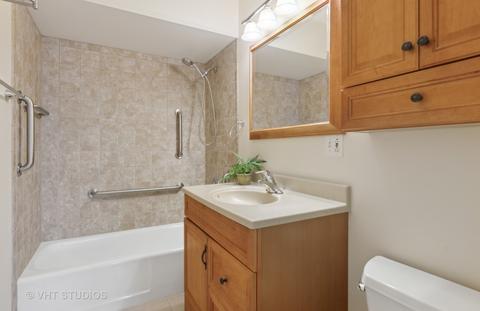 100 W Park Circle Dr #4K, Wheaton, IL 60187 photo 11