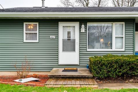 407 N Western Ave, Minier, IL 61759 photo 2