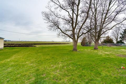 407 N Western Ave, Minier, IL 61759 photo 25