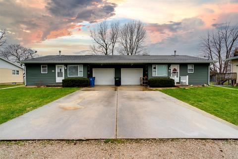 407 N Western Ave, Minier, IL 61759 photo 1