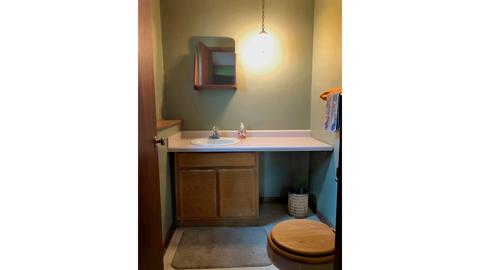 38 W111 Pollitt Dr, Elgin, IL 60124 photo 13