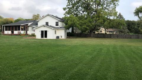 38 W111 Pollitt Dr, Elgin, IL 60124 photo 21