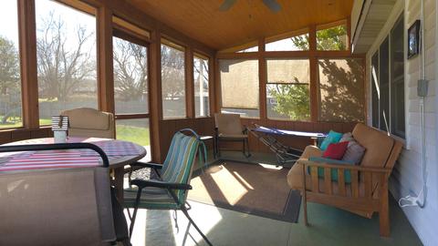 38 W111 Pollitt Dr, Elgin, IL 60124 photo 8
