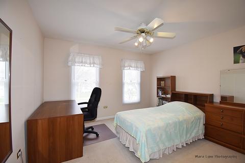 2040 Engle Rd, Naperville, IL 60564 photo 25