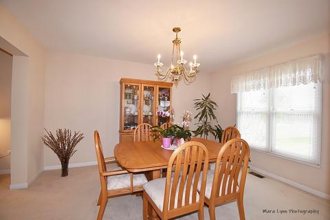 2040 Engle Rd, Naperville, IL 60564 photo 12