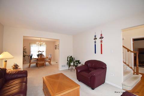 2040 Engle Rd, Naperville, IL 60564 photo 9