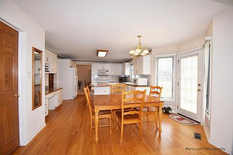 2040 Engle Rd, Naperville, IL 60564 photo 15