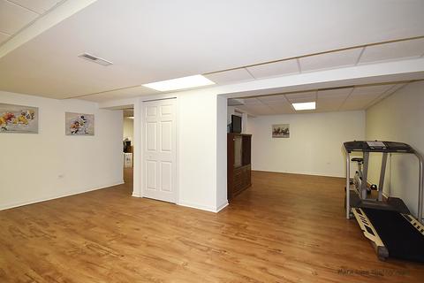 2040 Engle Rd, Naperville, IL 60564 photo 33