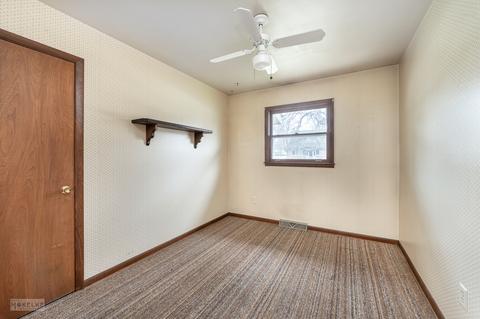207 E Main St, Newark, IL 60541 photo 17