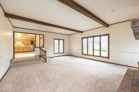 207 E Main St, Newark, IL 60541 photo 11