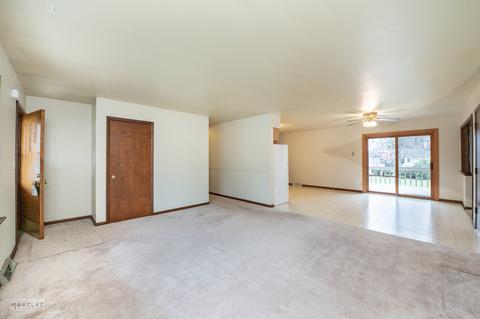 207 E Main St, Newark, IL 60541 photo 6