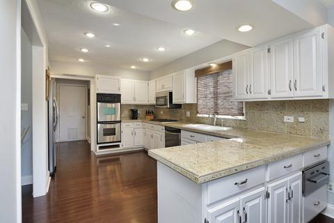 1390 Carol Ln, Deerfield, IL 60015 photo 8