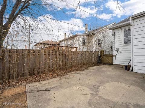 5561 W Ardmore Ave, Chicago, IL 60646 photo 23