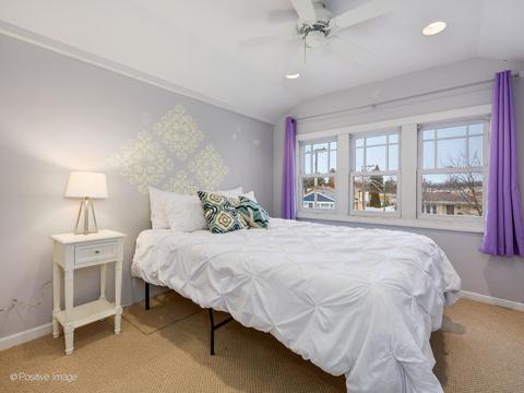 5561 W Ardmore Ave, Chicago, IL 60646 photo 17