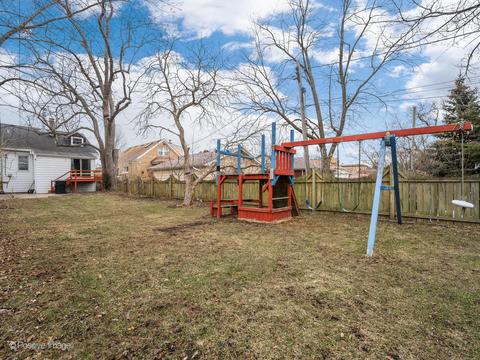 5561 W Ardmore Ave, Chicago, IL 60646 photo 25