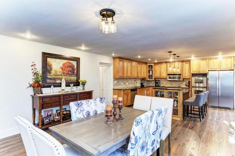 5756 Ring Ct, Hanover Park, IL 60133 photo 4